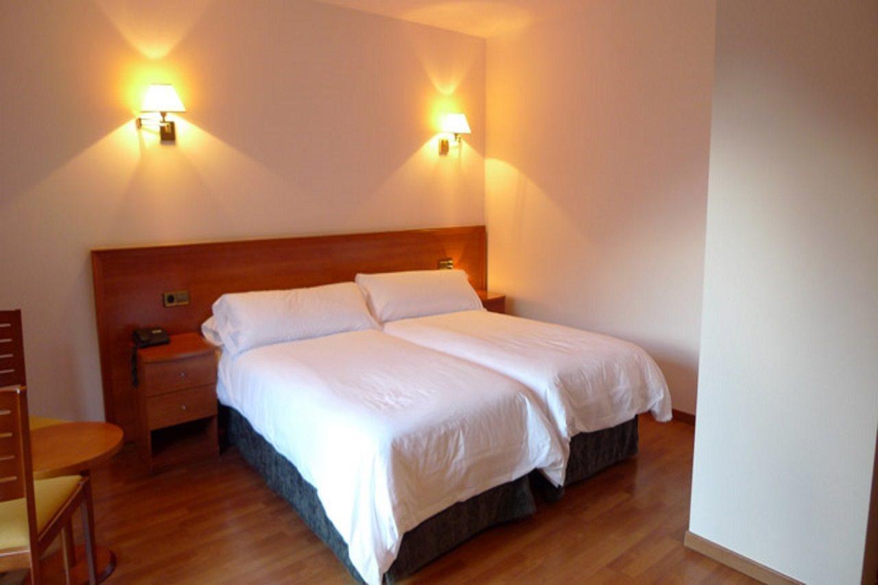 Hotel & Spa Niunit El Serrat Eksteriør billede