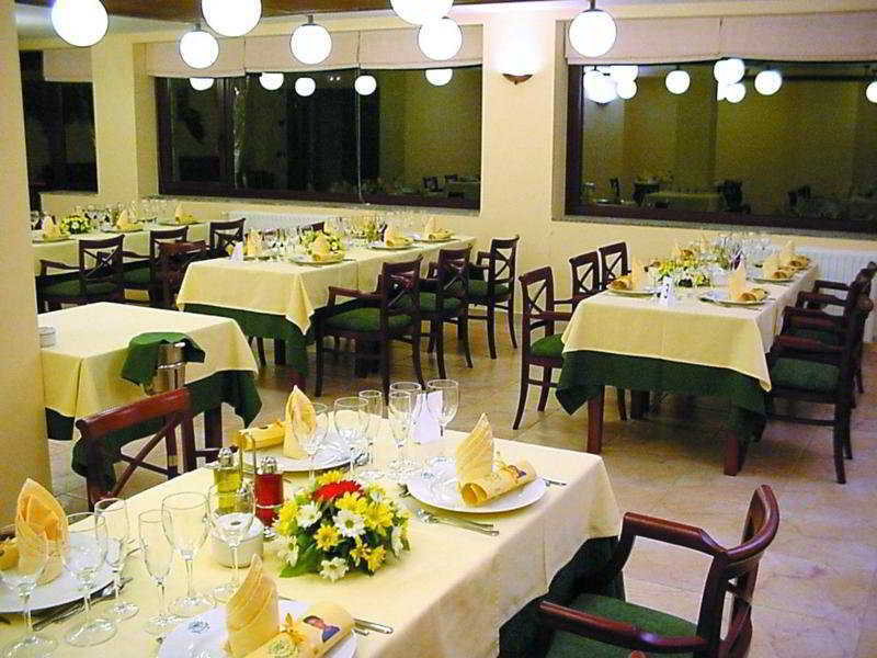 Hotel & Spa Niunit El Serrat Restaurant billede